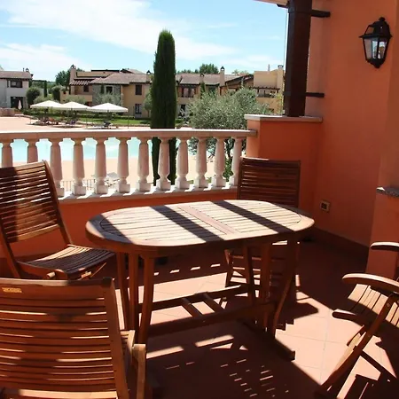 Lugana Resort & Sporting Club - Bassana Village Apartment Peschiera del Garda