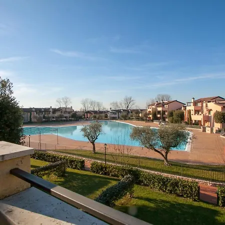 Lugana Resort & Sporting Club - Bassana Village Apartment Peschiera del Garda